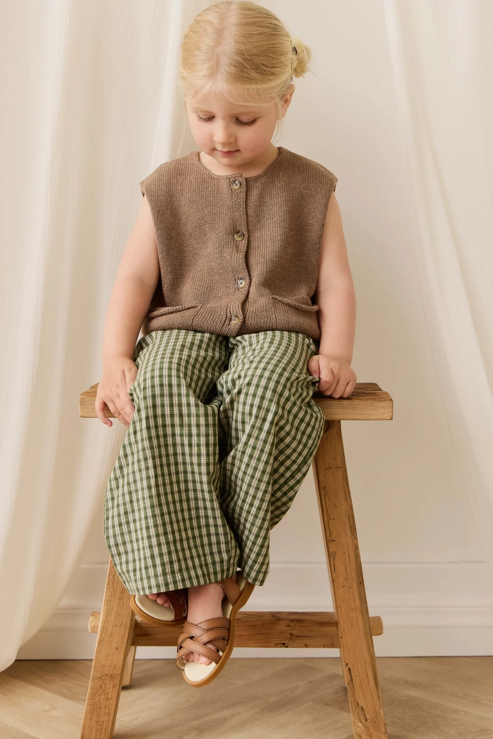 Flynn Vest - Doe