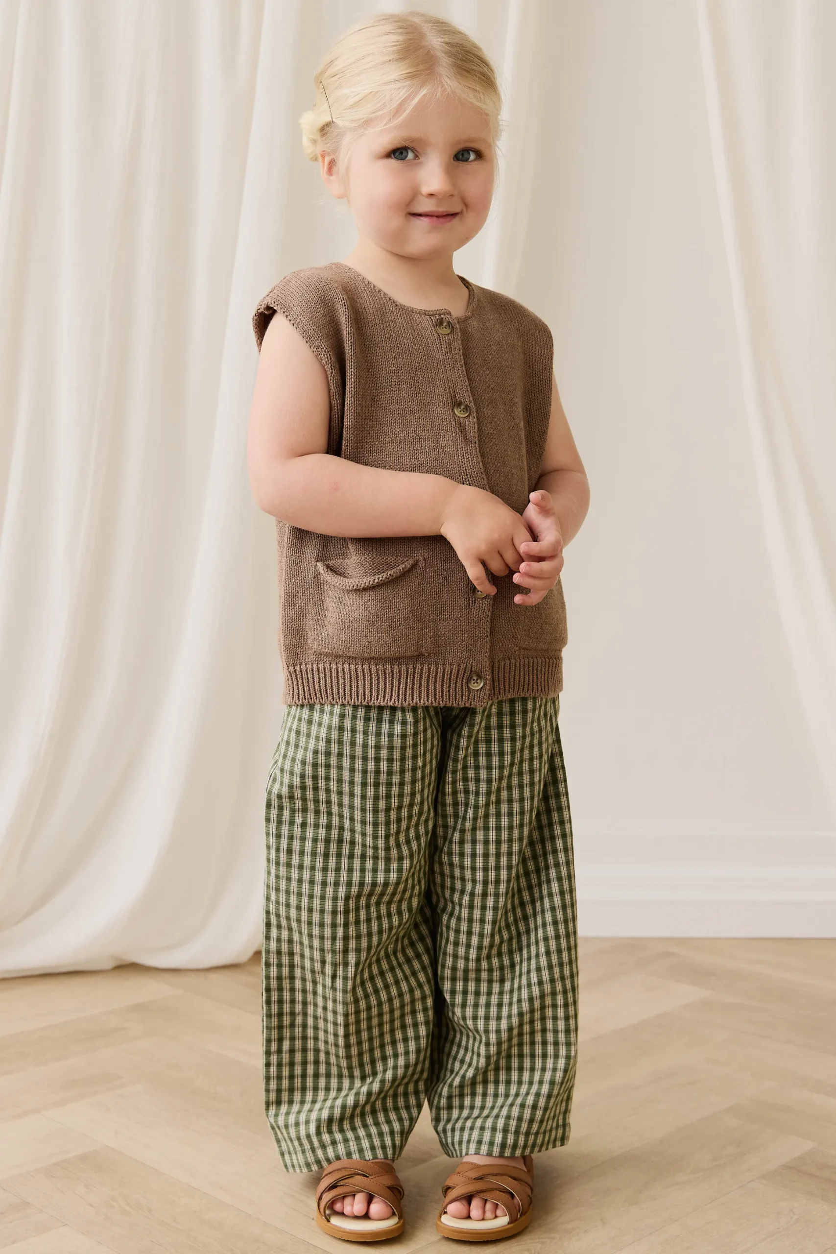 Flynn Vest - Doe