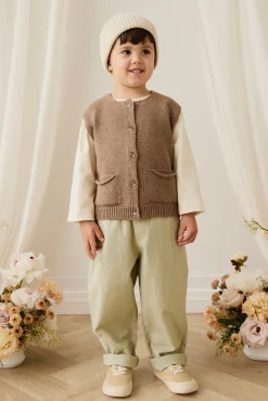 Flynn Vest - Doe