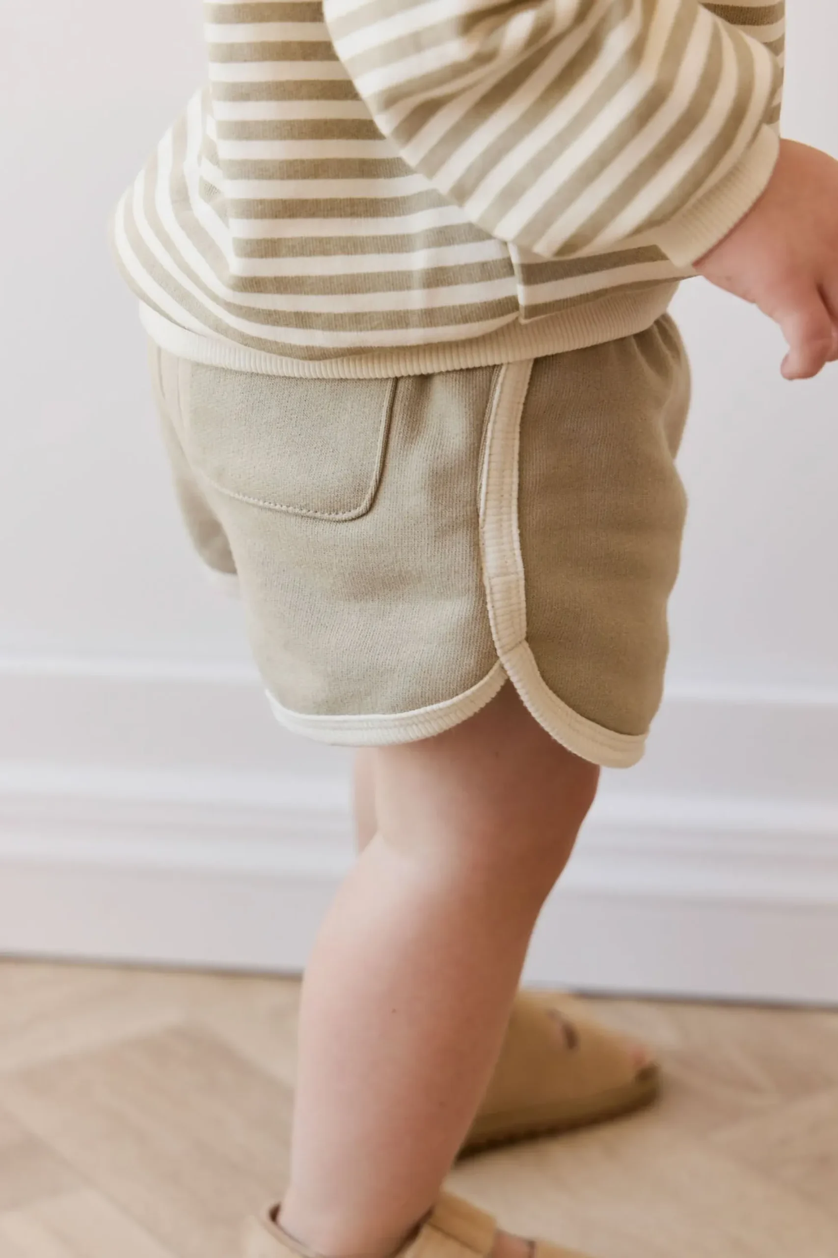 Organic Cotton Eric Short - Sandy Brown
