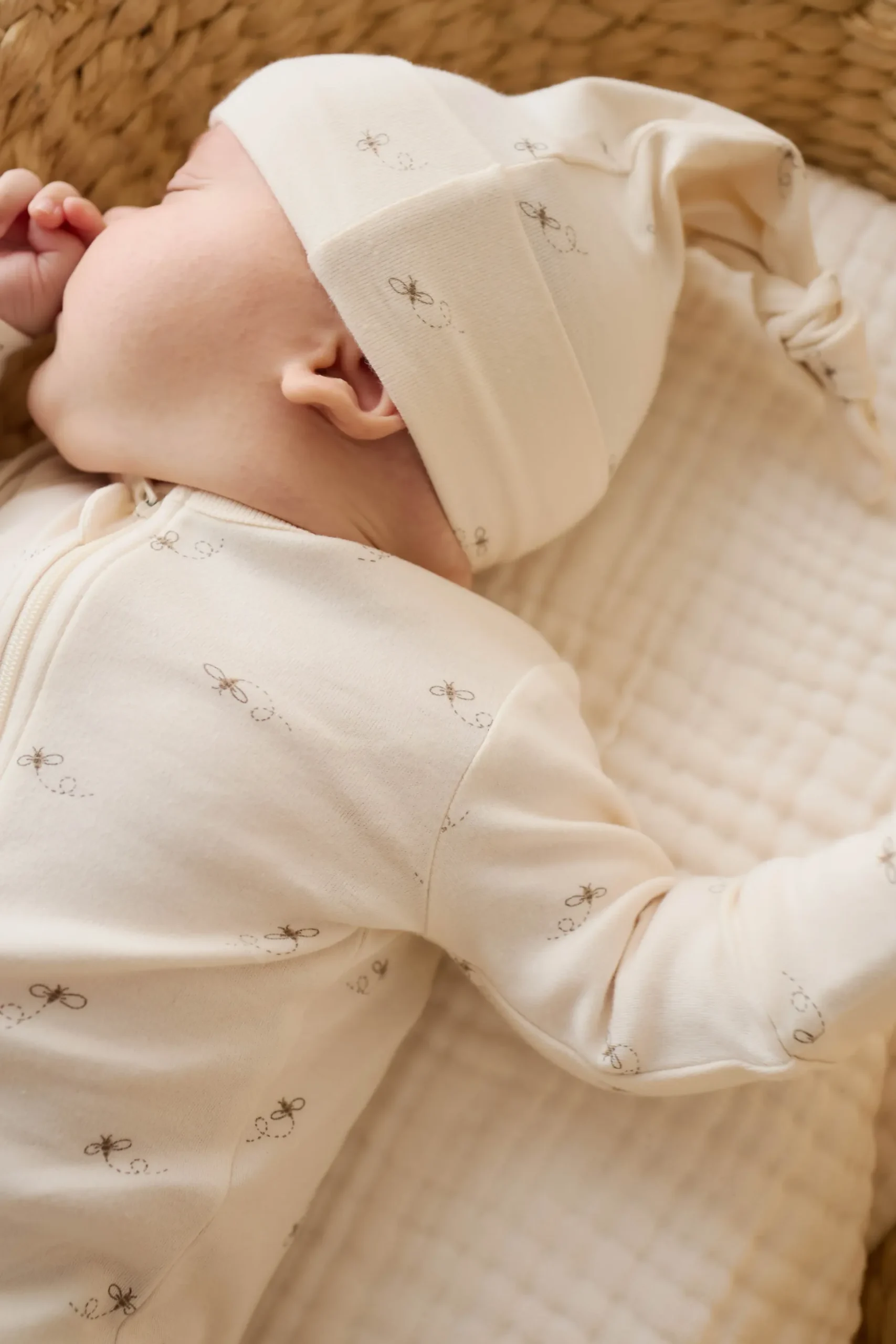 Organic Cotton Knot Beanie - Bumblebees