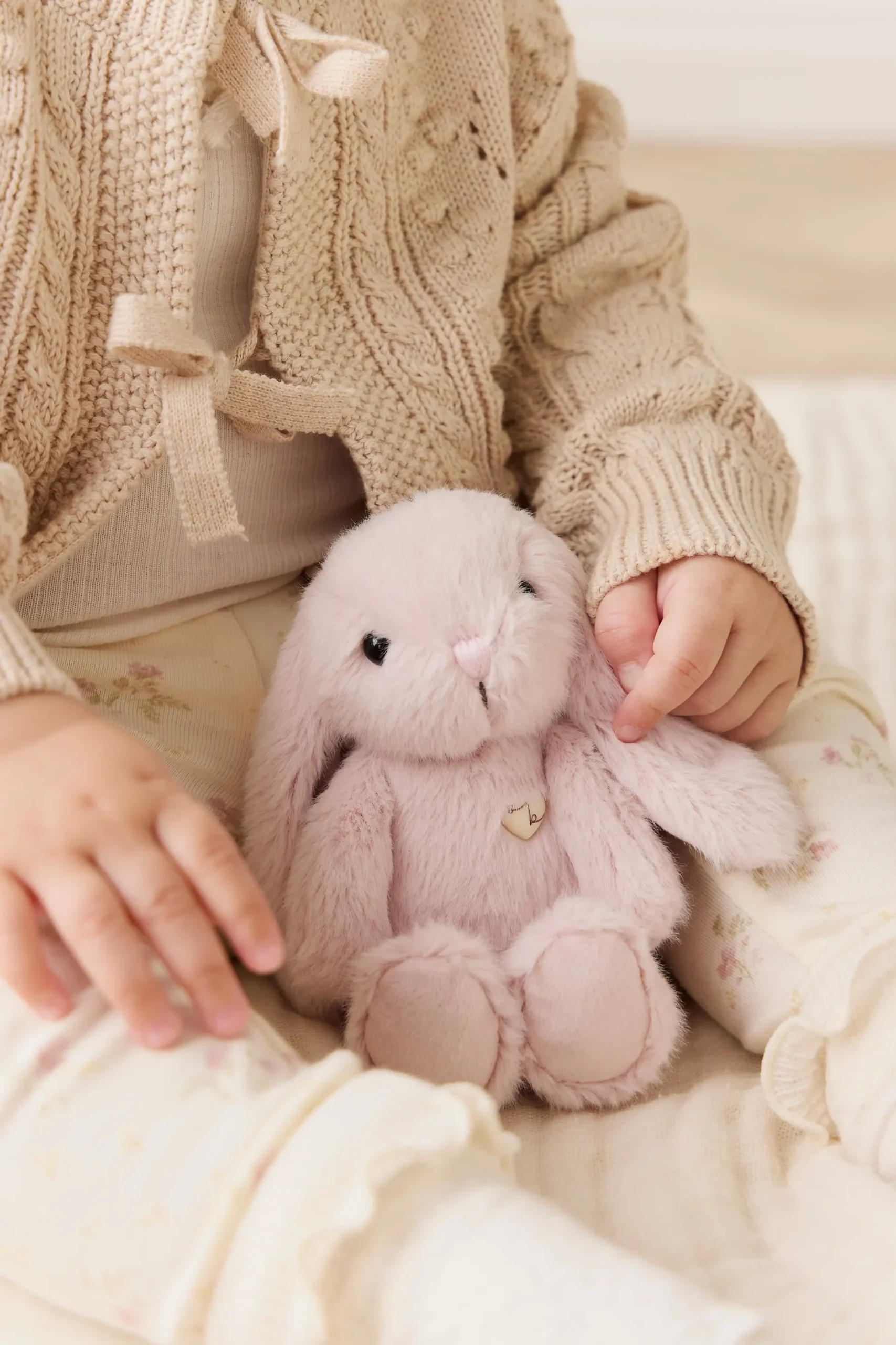 Snuggle Bunnies - Little Penelope - Blossom