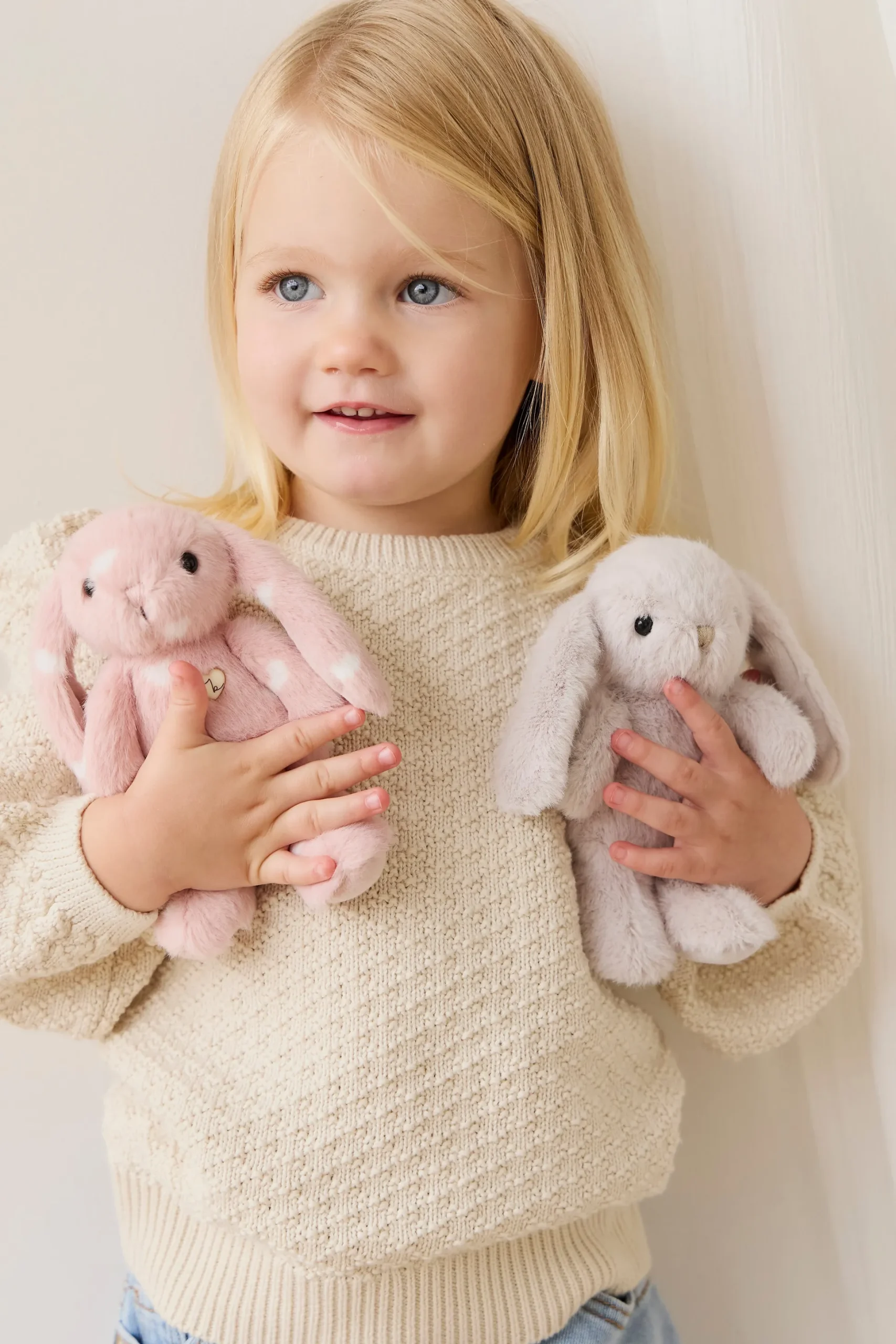 Snuggle Bunnies - Little Penelope - Beige