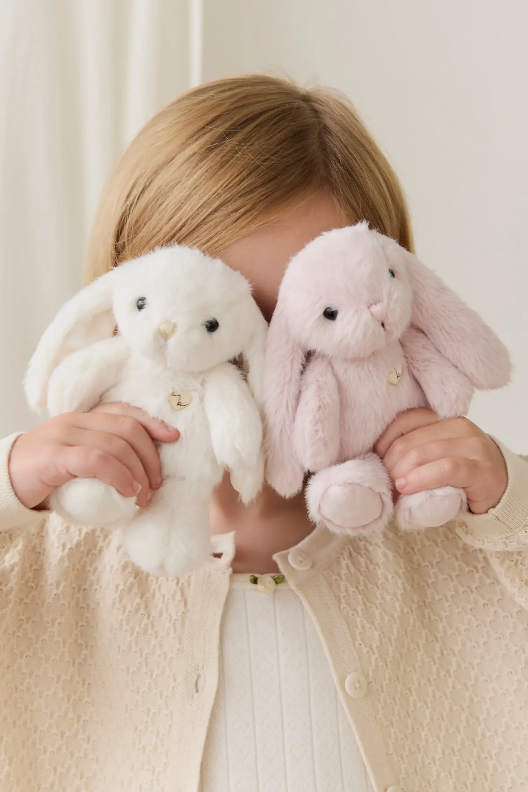 Snuggle Bunnies - Little Penelope - Marshmallow